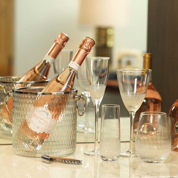 http://thedavallia.com/cdn/shop/products/Fez-Cut-Frosted-Stemless-Champagne-Flute-set_600x.jpg?v=1571331889