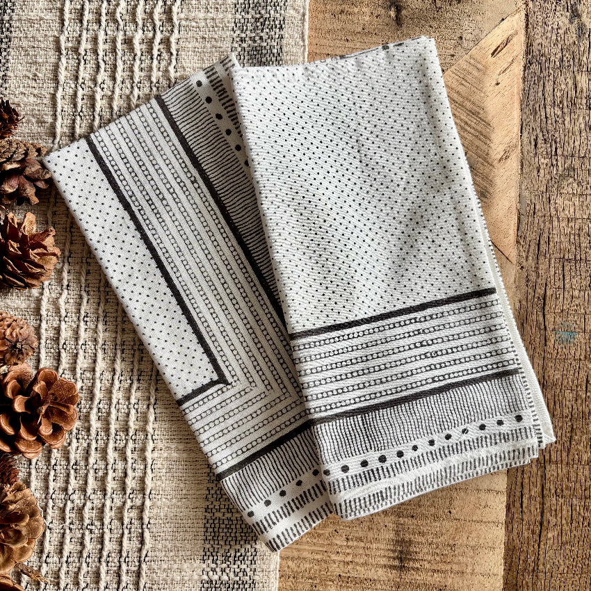 Napkins Dots & Dashes Set of 4