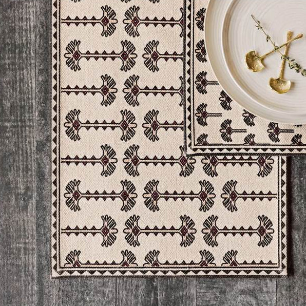 Torres Table Runner | DaVallia Art & Interiors Chester Vermont