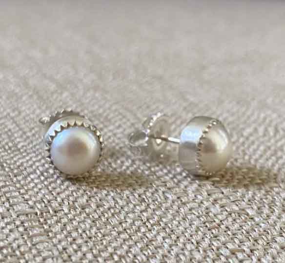 fresh water pearl earrings handmade in VT