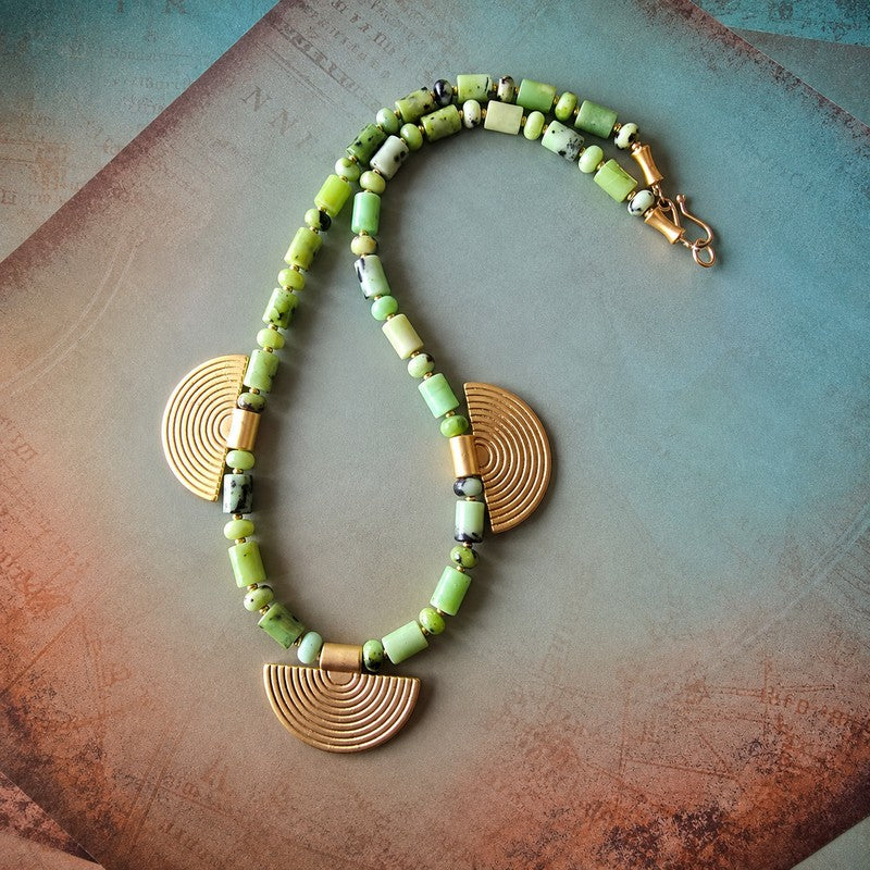 Chrysoprase & Gold Fans Necklace