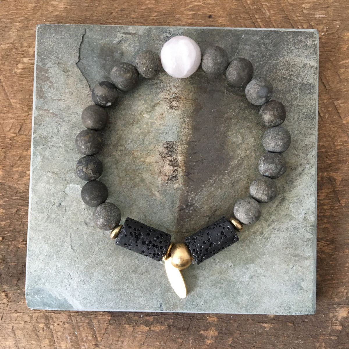 Diffuser Bracelet With Focal Bead