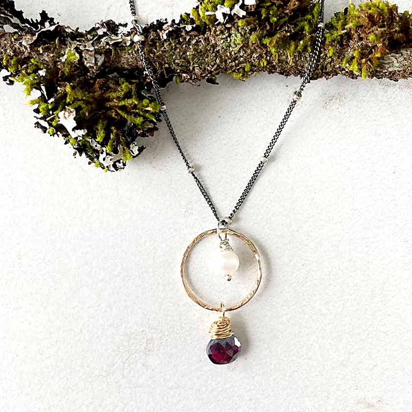 Garnet and Pearl Gold Circle Necklace